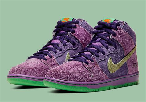 nike sb 420 dunks|Nike skunk 420.